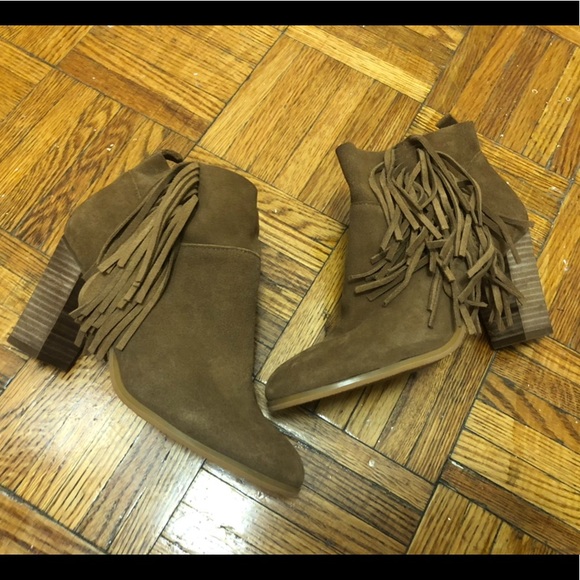 Great Condition Brown Booties with fringe accents - Picture 5 of 7